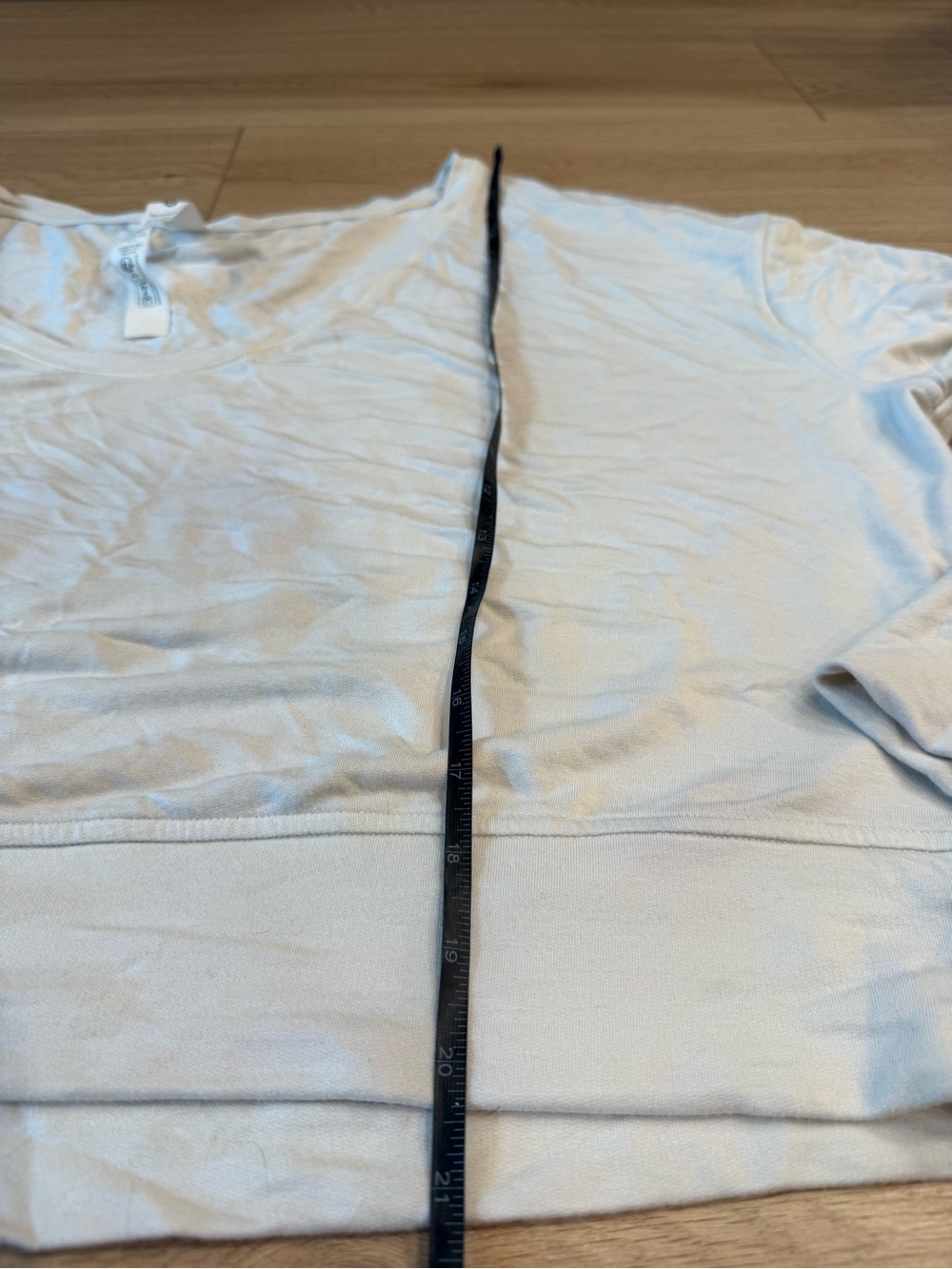 Lululemon BeCalm Scoop-Neck Pullover sweater like new - Picture 8 of 11